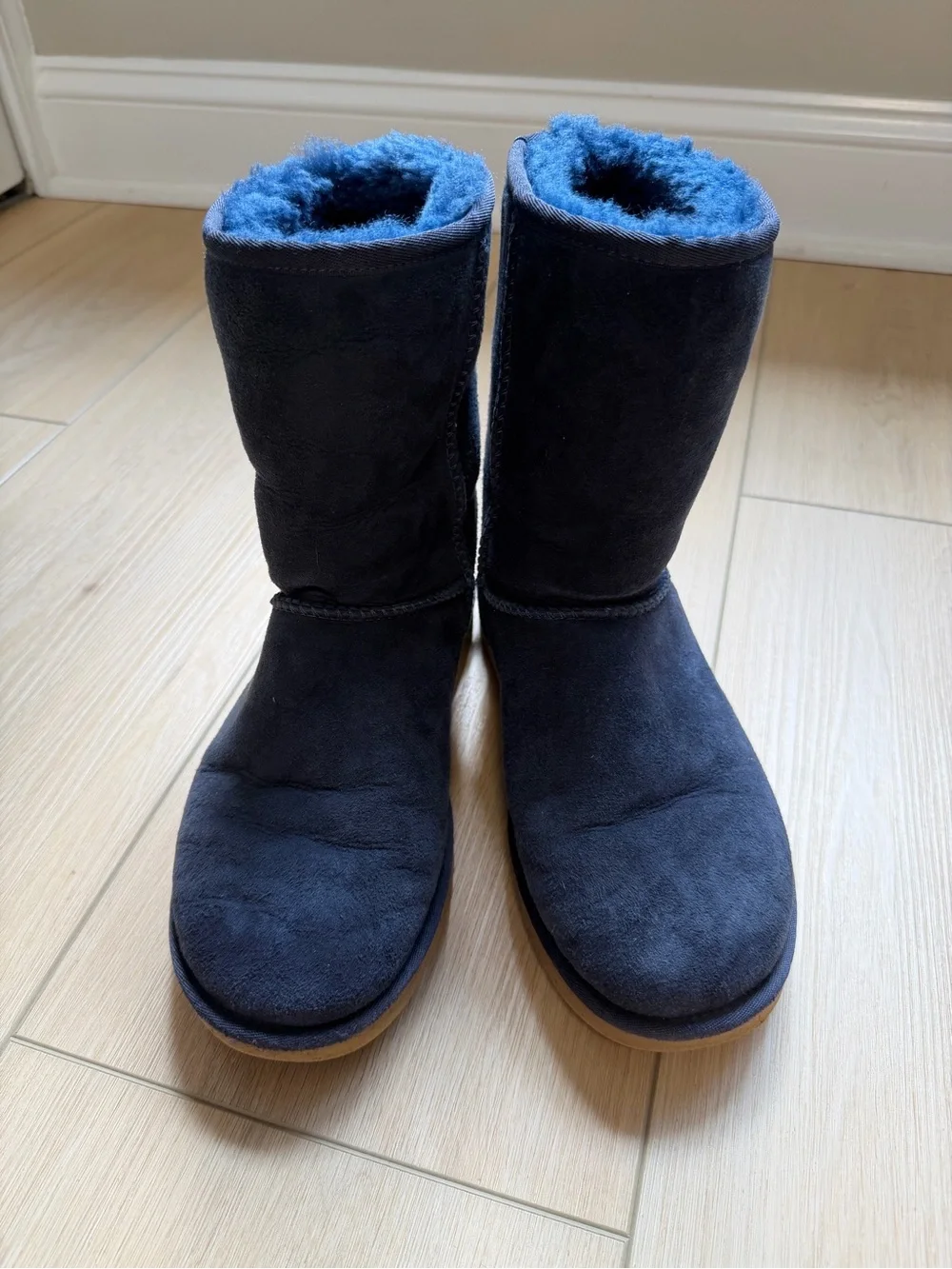 Woman’s UGG Boots size 8